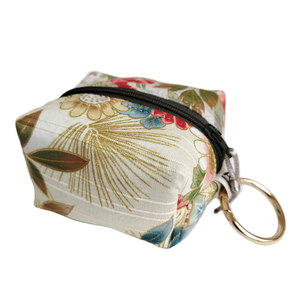 Mini charm satin hueso
